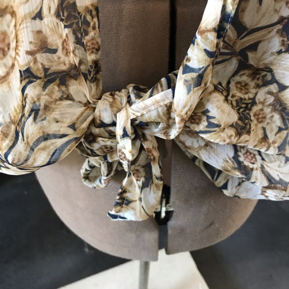 American Eagle blouse - Picture 4 of 6